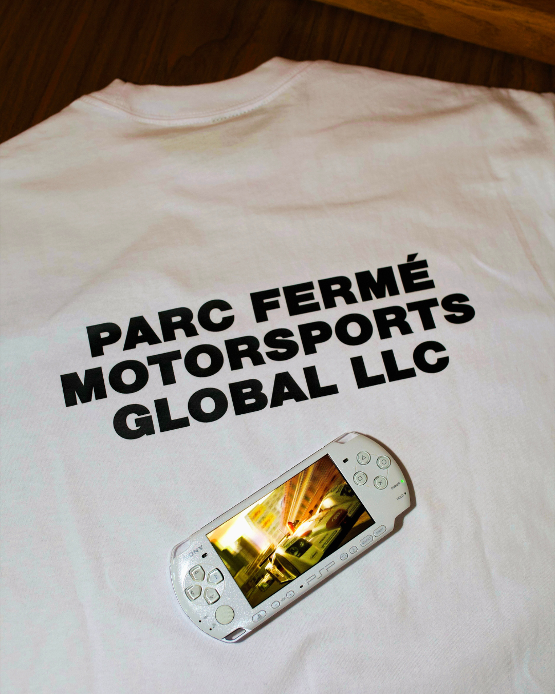 I AM RACING TEE WHITE